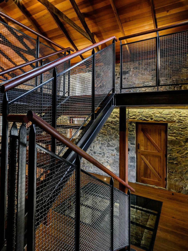 Купить ограждения из металла 11  в дом с доставкой Ограждения из металла в дом 11